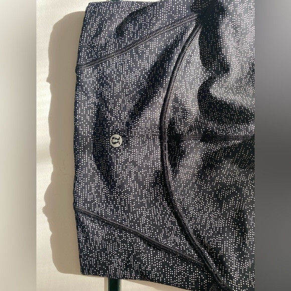 Lululemon leggings bundle of 2 - Picture 3 of 7